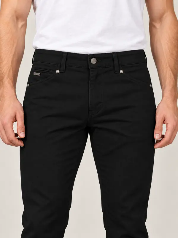 Men’s Black Pigment-Dyed Stretch Slim Fit Denim-Pocket Chino Pants